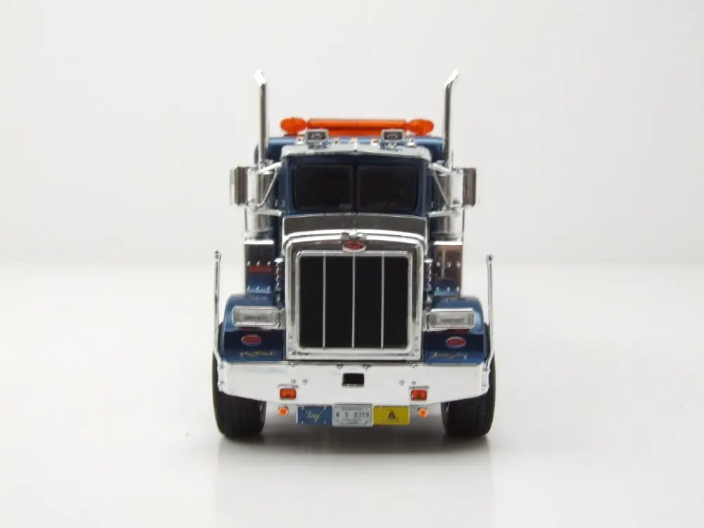 peterbilt-359-wrecker-abschlepper-1980-blau-modellauto-143-ixo-models~5.webp