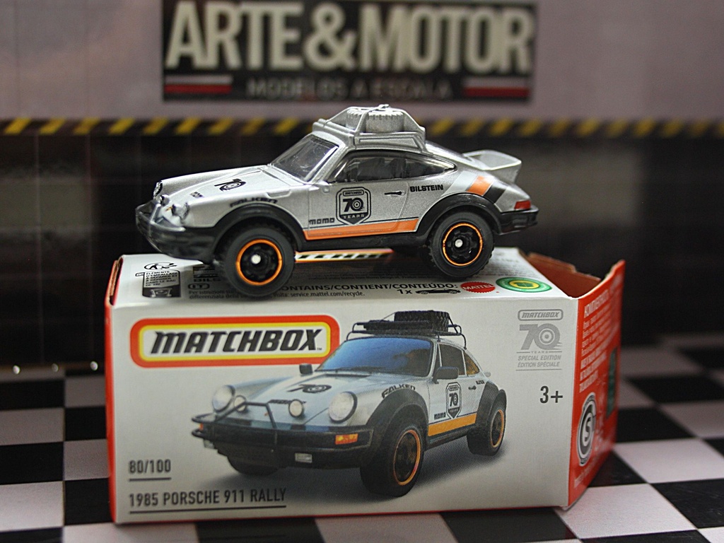 1:64 Porsche 911 Rally