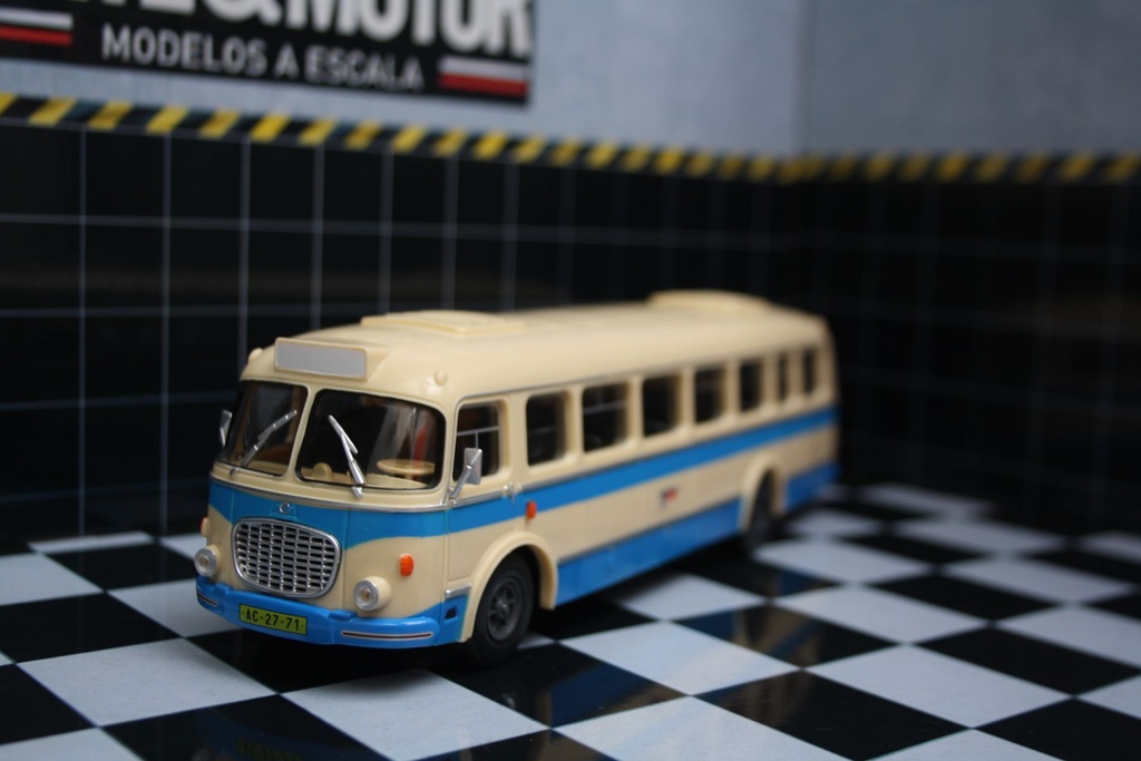 [BUSE-143-ABX-001] 1:43 Autobus Skoda 706 RTO