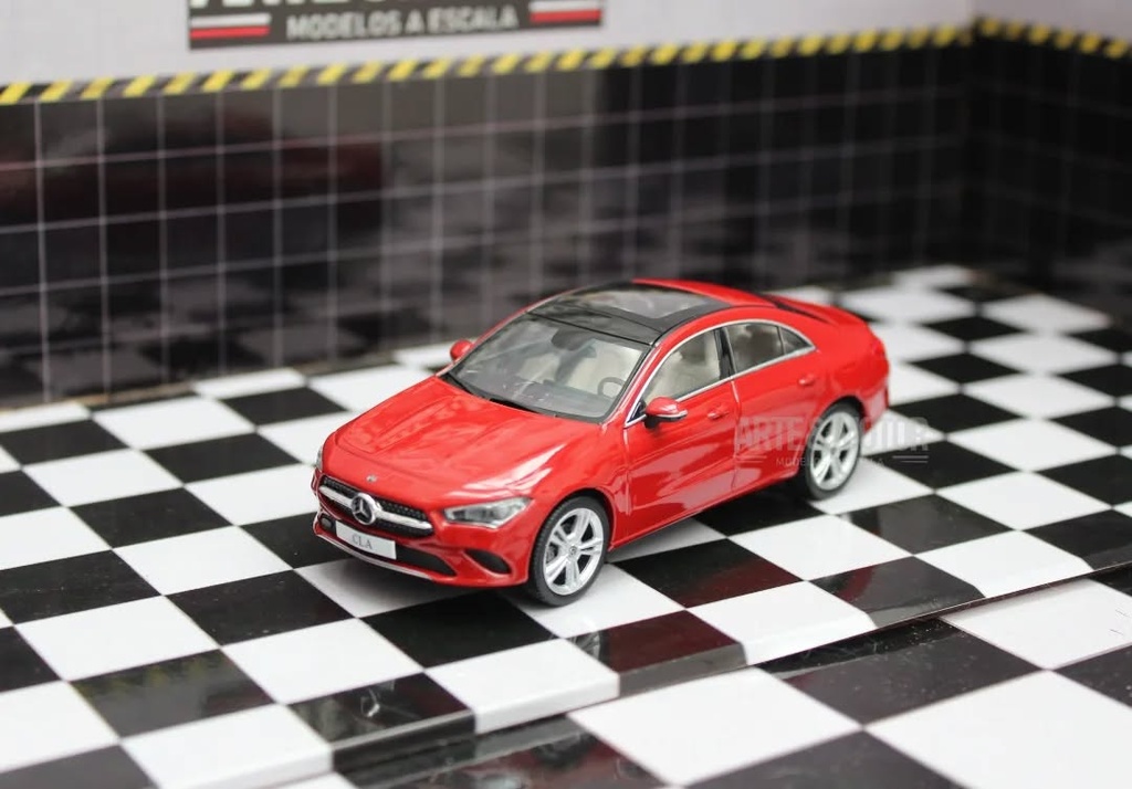 1:43 Mercedes Benz CLA Coupe C118