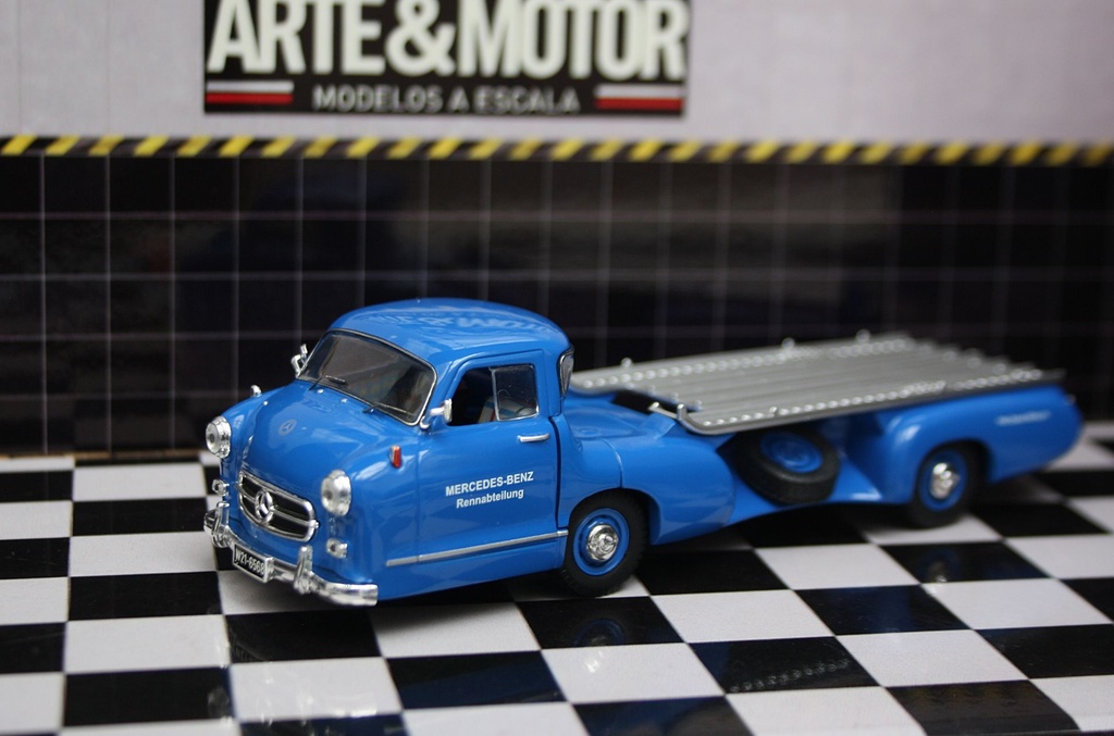 1:43 Mercedes Benz Rennawagen